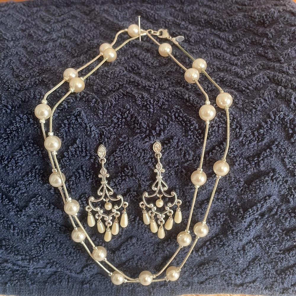 Vintage Roman Costume Jewelry necklace and earrings in EUC